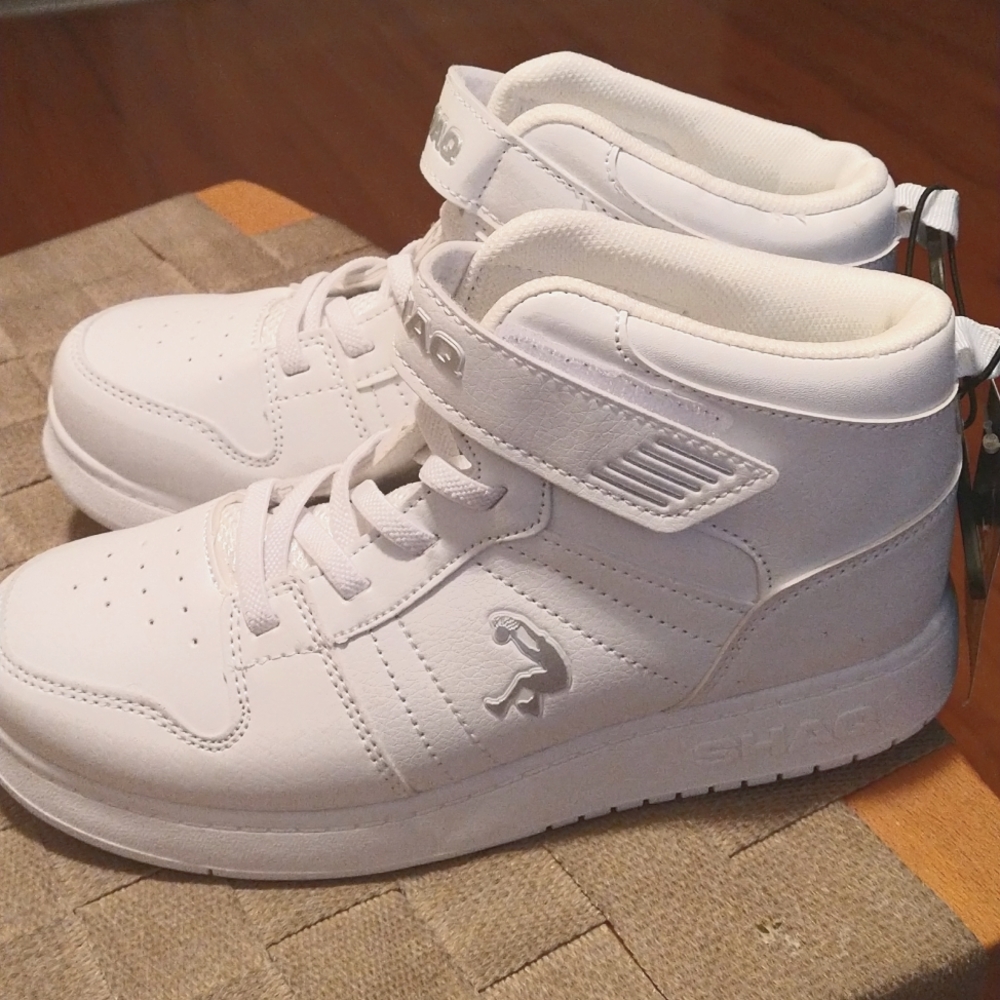 Shaq Boys Atlantics white size 3  color White
